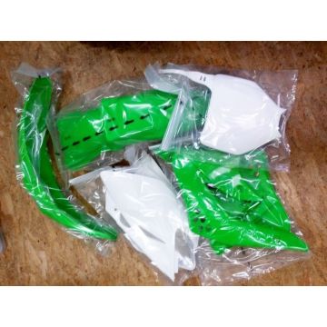 UFO Plastiksatz Kawasaki KXF 450 2008